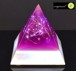 Pyramid lamp SPIRIT with crystal